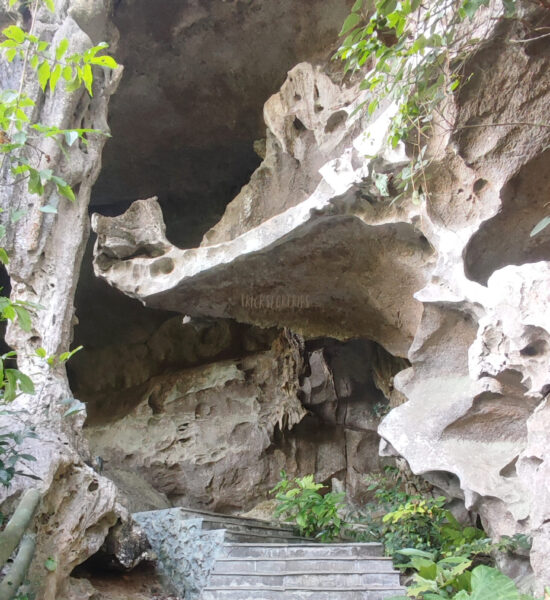 Trung Trang cave entrance - TricksForTrips
