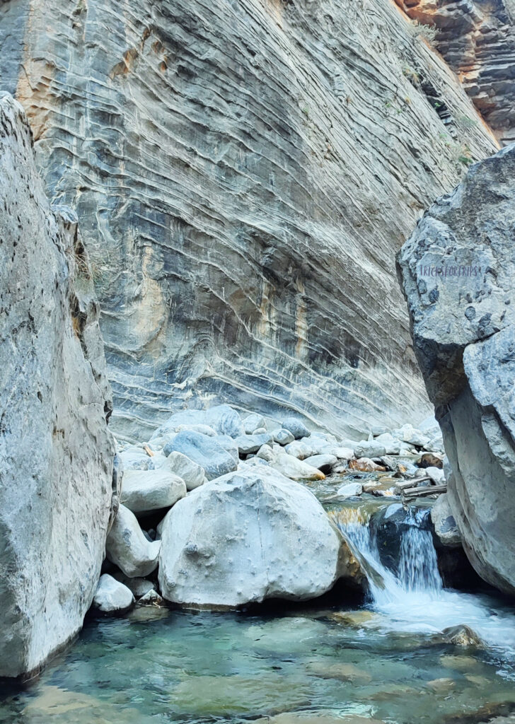 Rock formations Samaria gorge - TricksForTrips