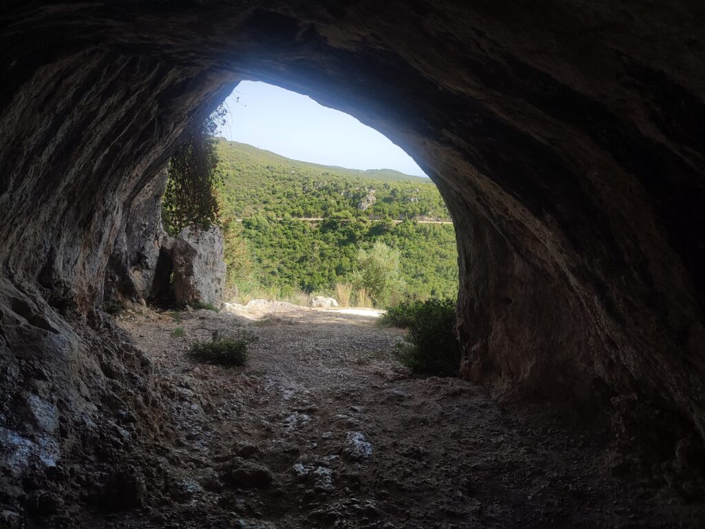 Damianos cave Zakynthos - TricksForTrips