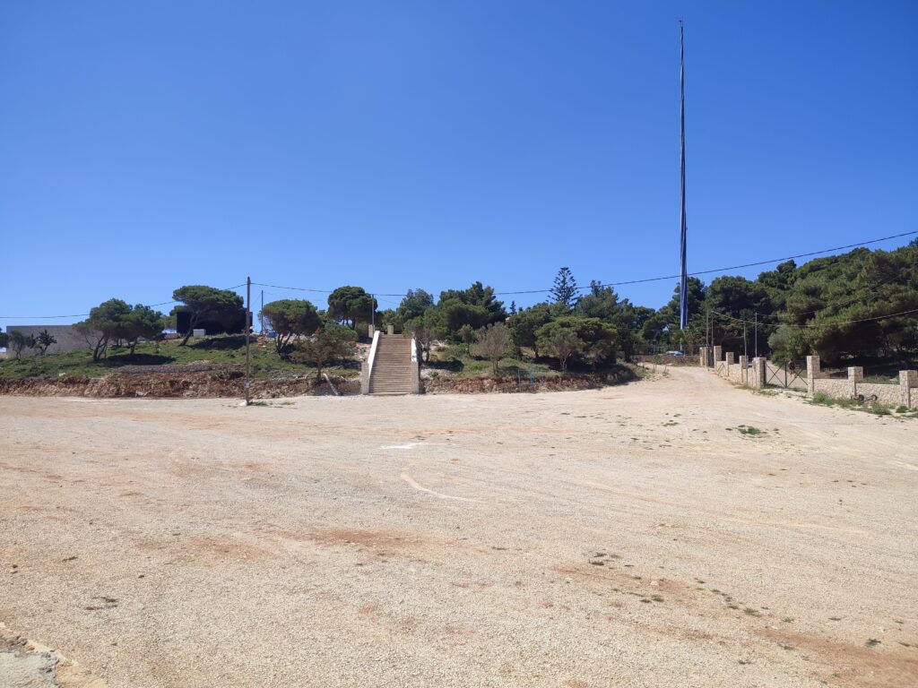 Myzithres viewpoint Zakynthos parking lot - TricksForTrips