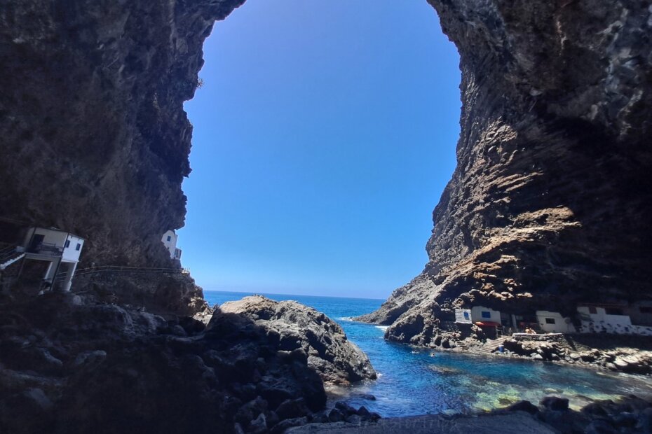 El Porís de Candelaria cave view - TricksForTrips